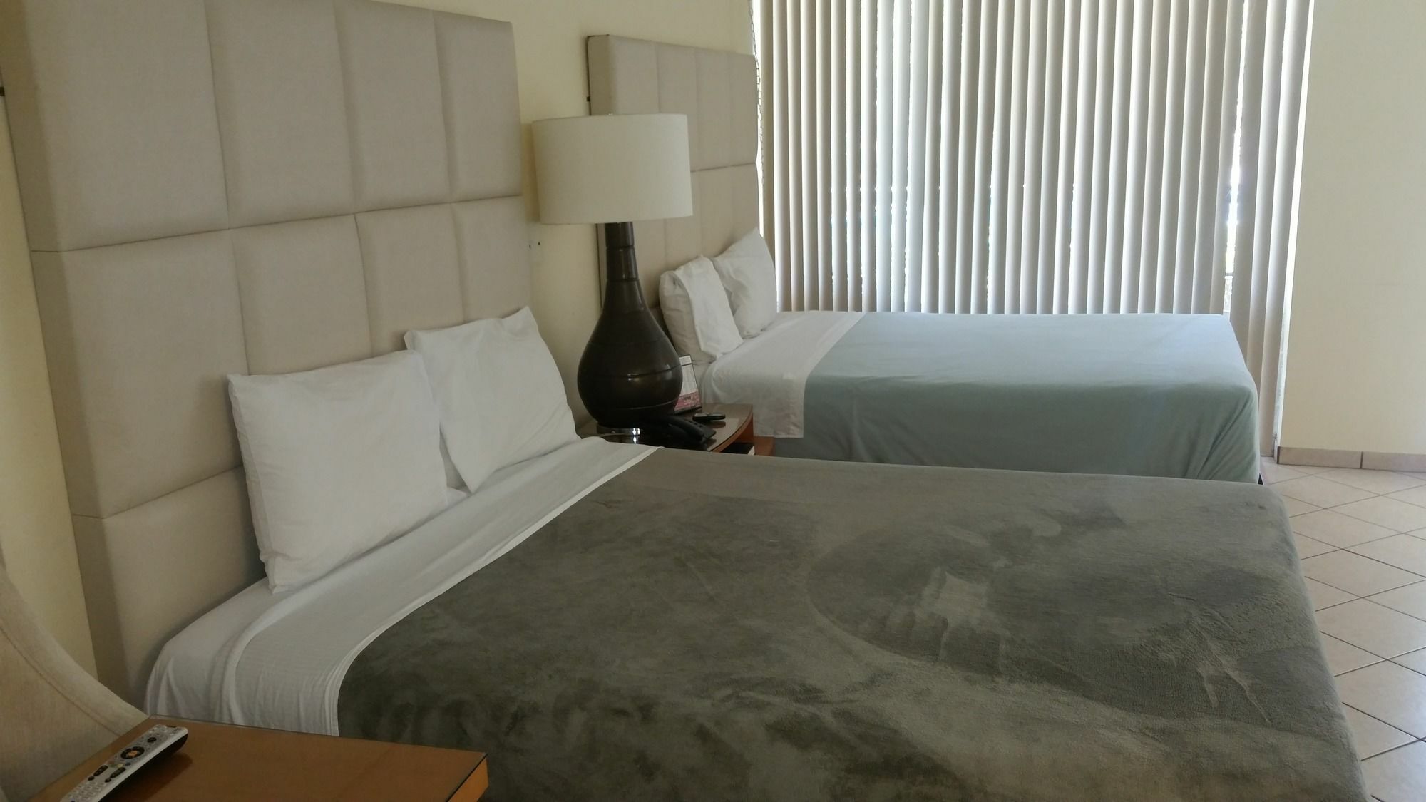 Ocean Mile Hotel 포트 로더데일 외부 사진